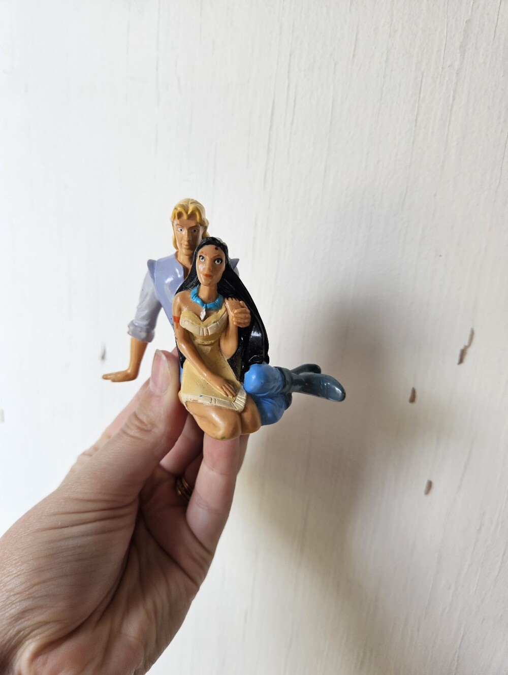 🧡3/$15 1990s Pocahontas & John Smith Cake Topper